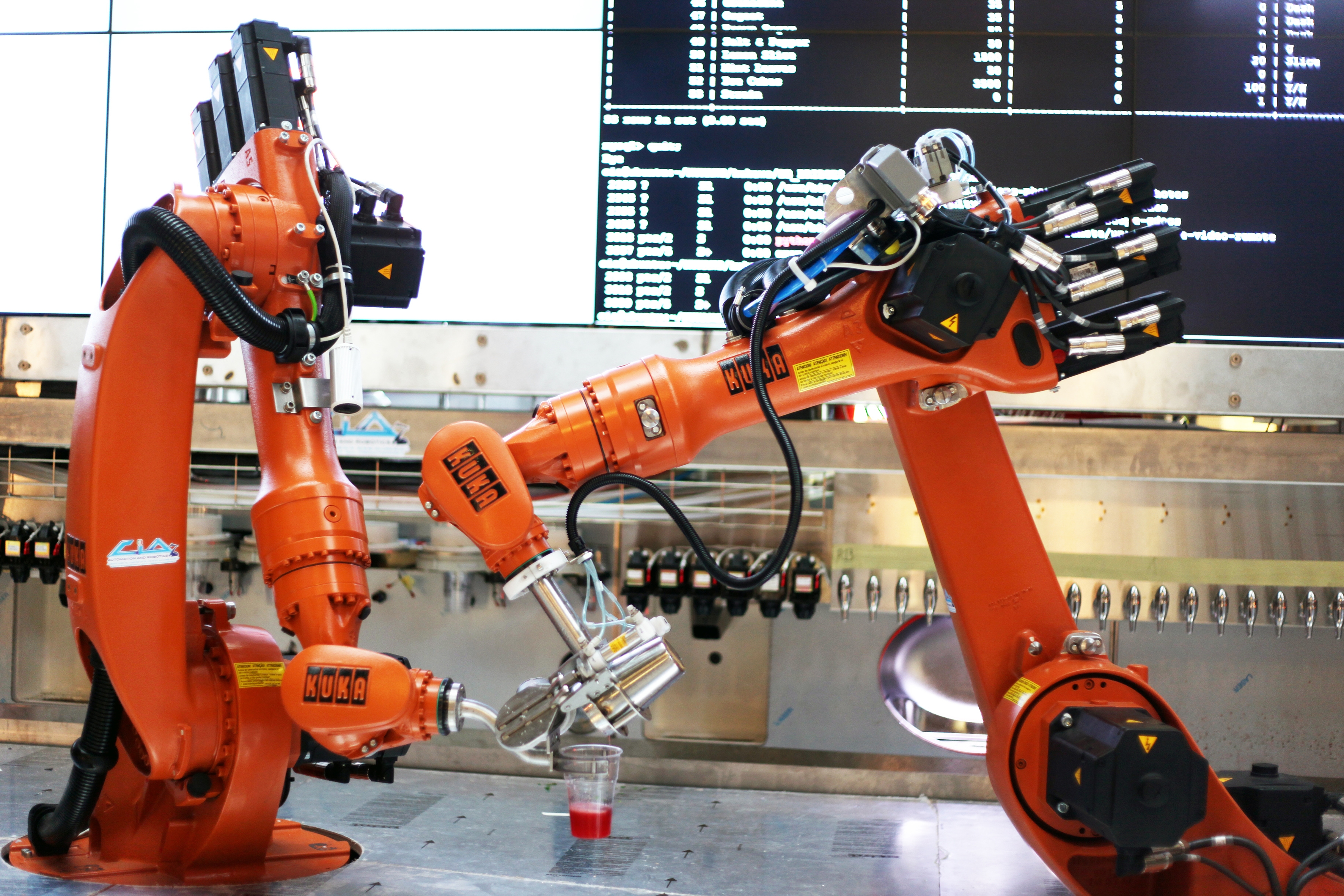Виды промышленных роботов их назначение. Робот-манипулятор, NDP-090. Промышленный робот манипулятор kuka. Роборука Кука. Промышленный робот Бриг – 10б.