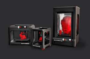 RS290-MakerBot_3D_printers_group (1)