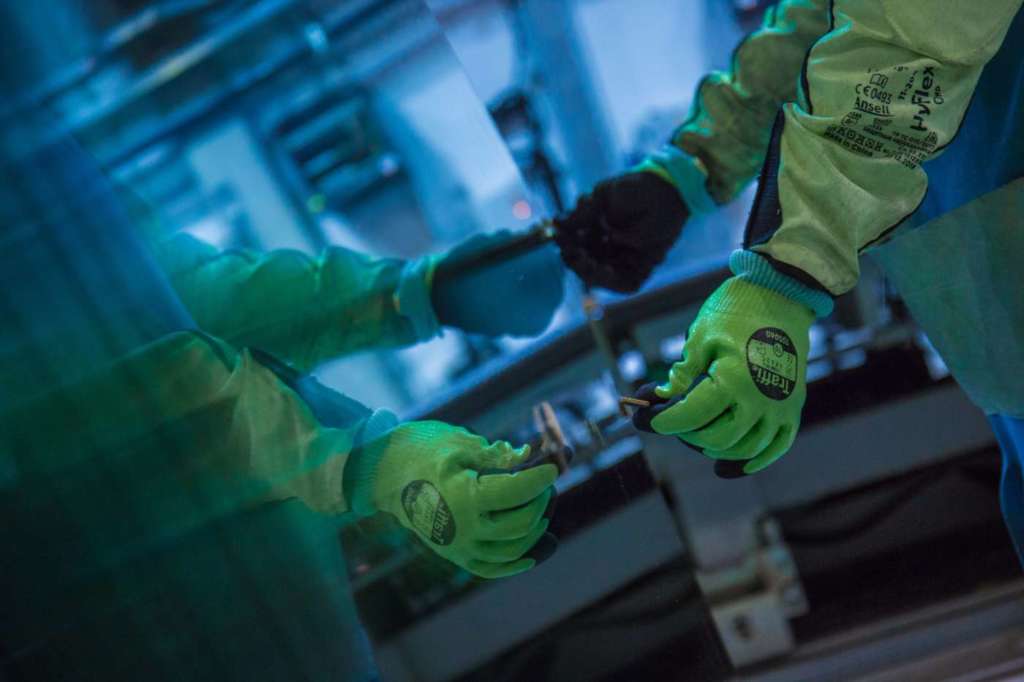 La tecnologia Gefran a bordo degli impianti di lavorazione del vetro Isoclima