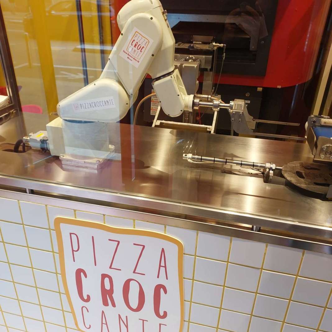 Pizzeria croccante robot pizza gennaio 2024